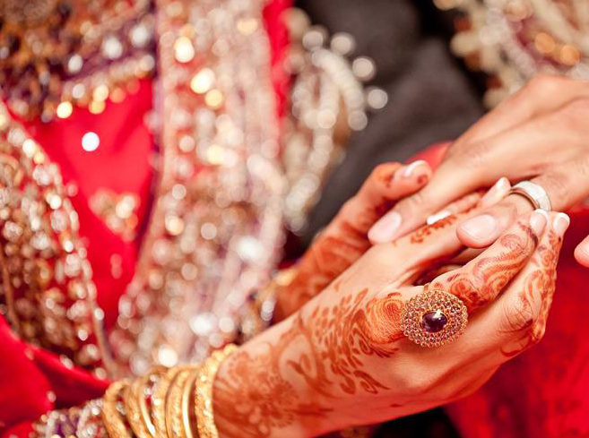 Anand Karaj – Tying the Knot